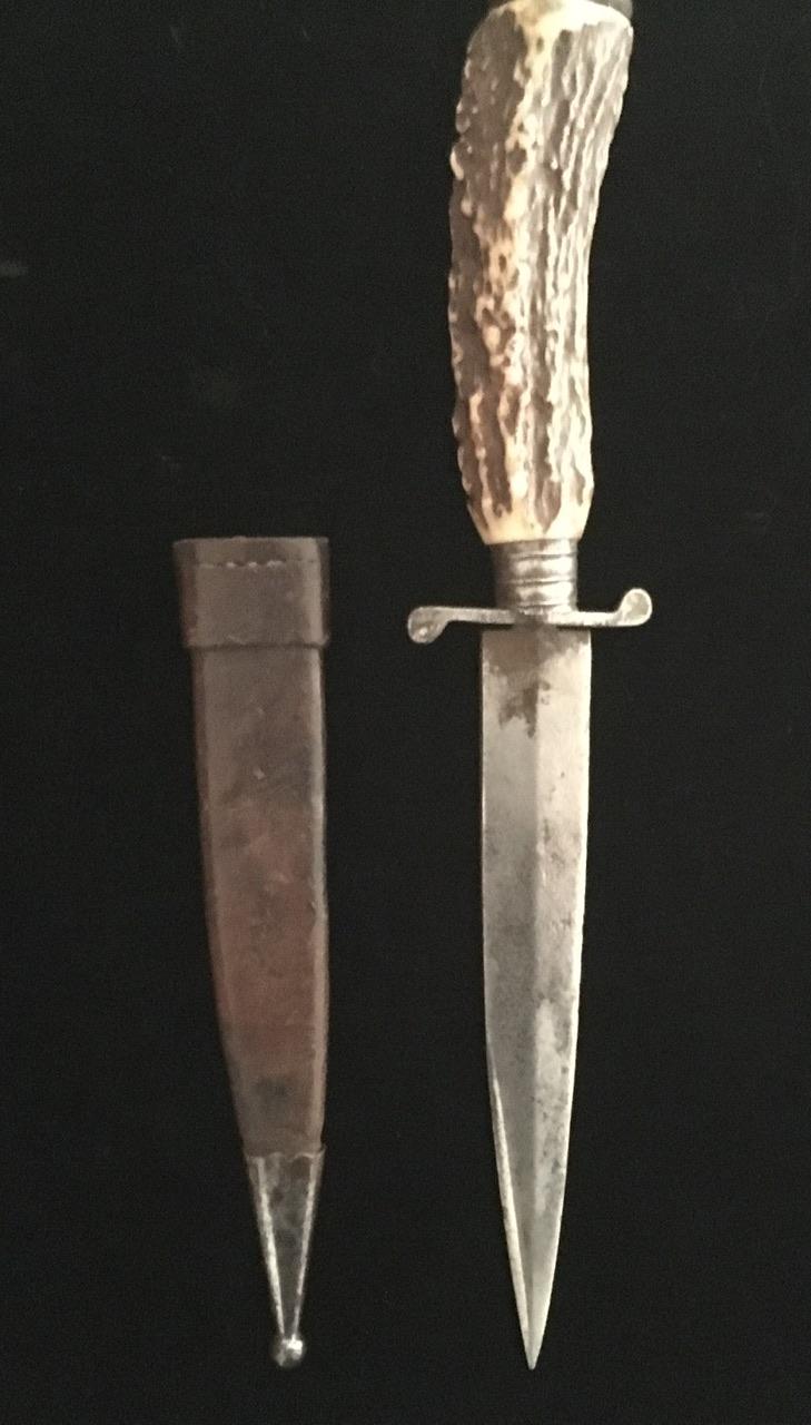 STAG HANDLED WW1 GERMAN TRENCH KNIFE