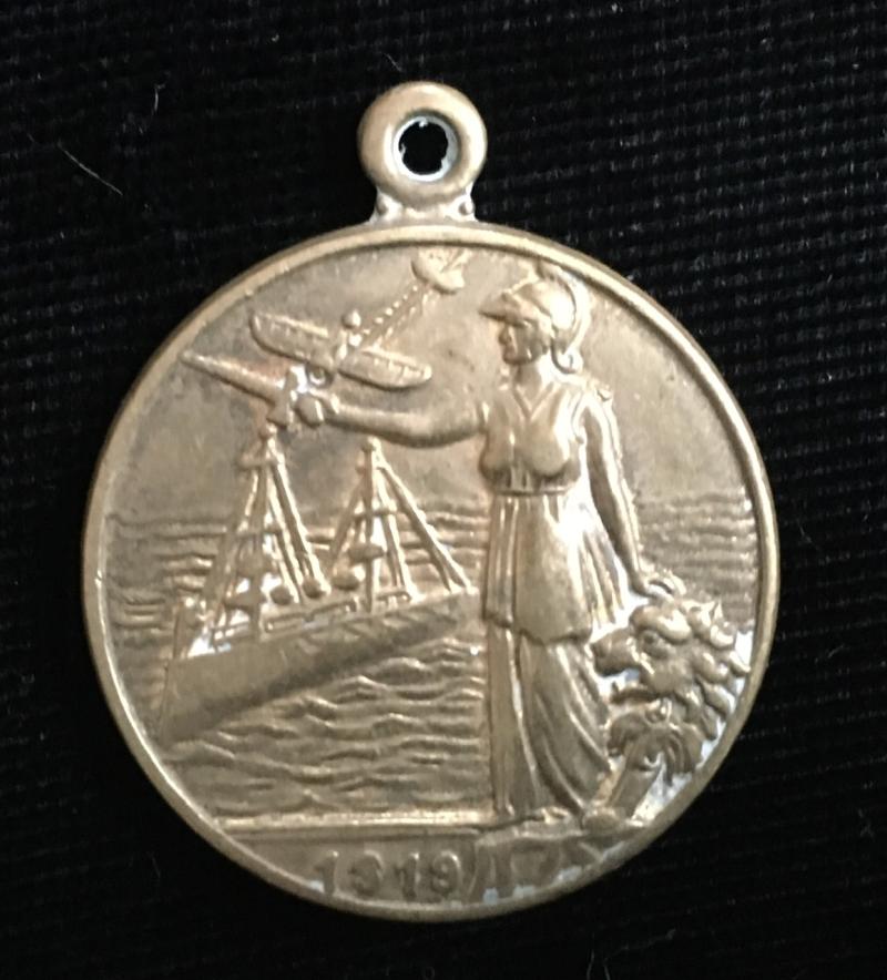 1914-1919 PEACE CHARM OR MEDAL