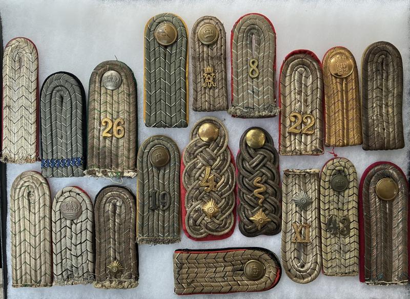 MIXED LOT OF 19 IMPERIAL GERMAN SHOULDER BOARDS