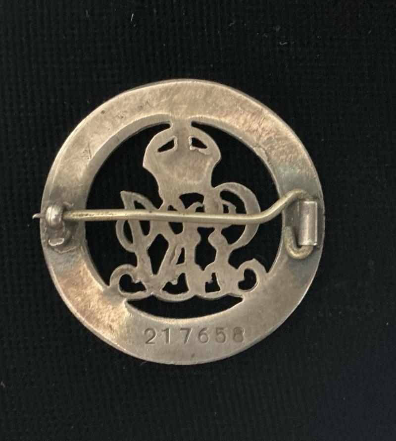 WWI BRITISH SILVER WOUND BADGE MGC