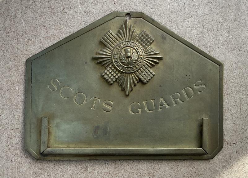 UN-NAMED SCOTS GUARDS DUTY / BED PLATE