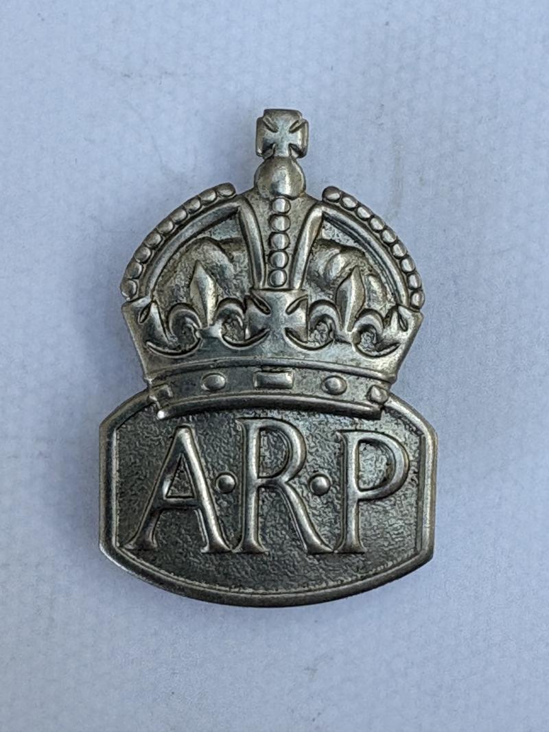 WHITE METAL ARP BADGE