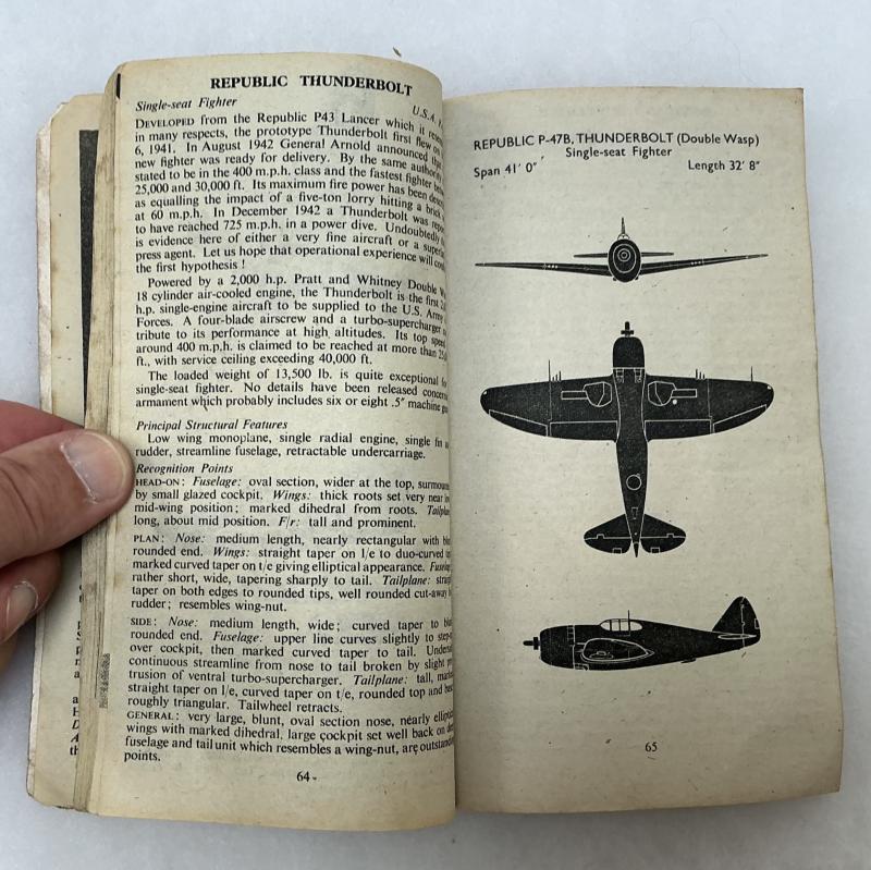 1943 DATED PENGUIN BOOK AIRCRAFT RECOGNITION